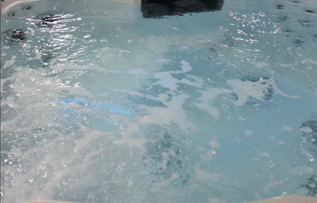 Soaking in Hot Tub Water Offers Hair and Skin Benefits