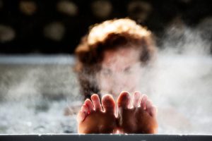 Natural hot tub cleaner